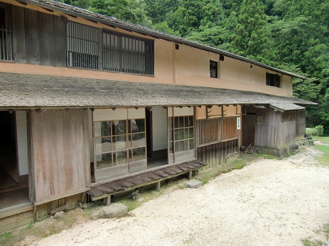 写真5　村下の屋敷.jpg